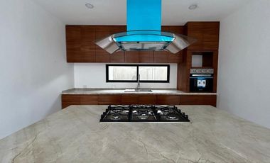 🏡✨ Residencia de Lujo en Jardines de la Rejoyada