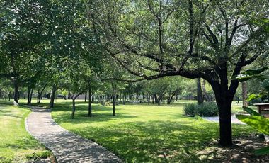 Quinta Residencial En Venta, Los Cristales, Carretera Nacional, Nuevo León