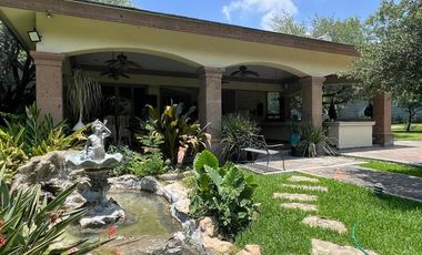 Quinta Residencial En Venta, Los Cristales, Carretera Nacional, Nuevo León