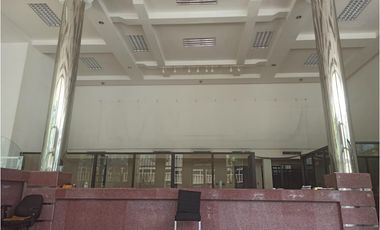 Alquilo Local Bella vista -Obarrio PB -2200 m2