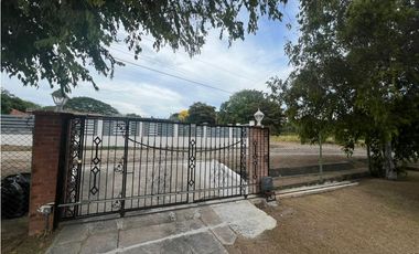 Venta de casa con piscina, Playa Gorgona, Chame