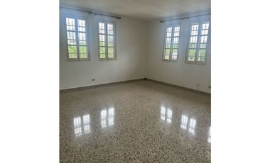 VENDO CASA EN ALTOS DEL GOLF SAN FRANCISCO