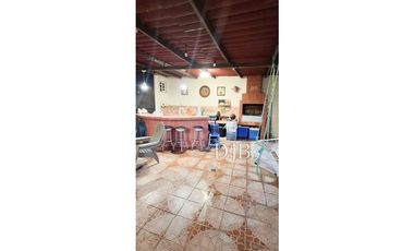 VENTA Y ALQUILER DE CASA EN VILLA BELLA EN LAS CUMBRES