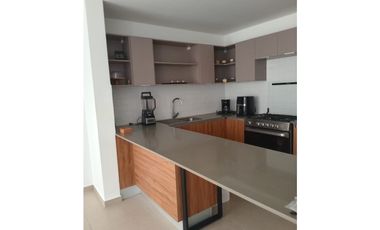 ALQUILER DE CASA EN BRISAS DEL GOLF - PH LIRIOS - LINEA BLANCA