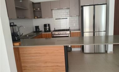 ALQUILER DE CASA EN BRISAS DEL GOLF - PH LIRIOS - LINEA BLANCA