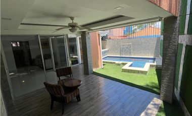 Casa con Pizcina Venta altos de panama