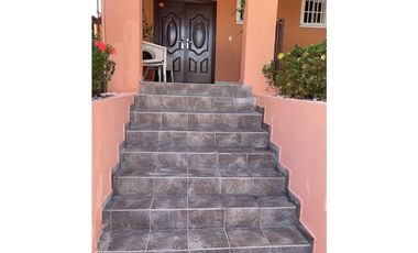 Casa con Pizcina Venta altos de panama