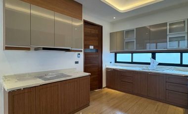 7 Bedrooms For Sale in Ayala Alabang, Muntinlupa City
