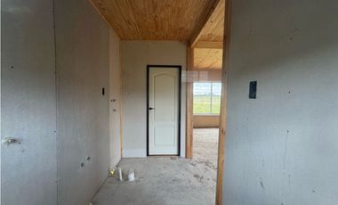 Vendo Casa a terminar en Pronunciamiento, Entre Ríos.