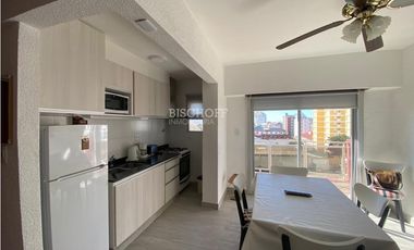 EXCELENTE DEPARTAMENTO DE 2 AMBIENTES CON ESTACIONAMIENTO CUBIERTO