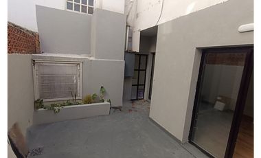 DEPARTAMENTO RECICLADO 2 AMB CON TERRAZA  CREDITO