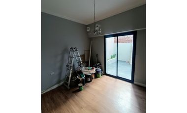 DEPARTAMENTO RECICLADO 2 AMB CON TERRAZA  CREDITO