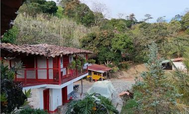 Venta finca en Santa Bárbara Poblanco en el suroeste antioqueña