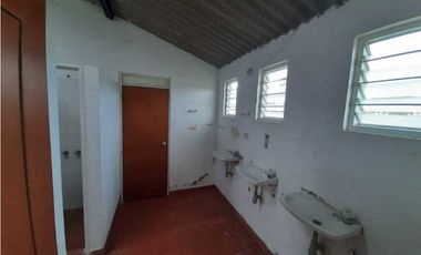 Vendo Lote en la Vía Armenia a Pereira
