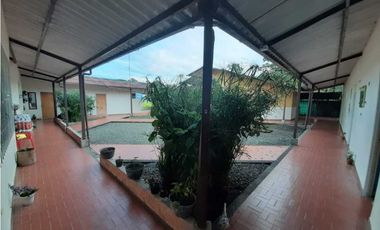 Vendo Lote en la Vía Armenia a Pereira