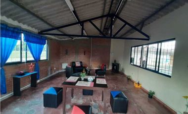 Vendo Lote en la Vía Armenia a Pereira