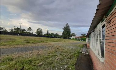 Vendo Lote en la Vía Armenia a Pereira