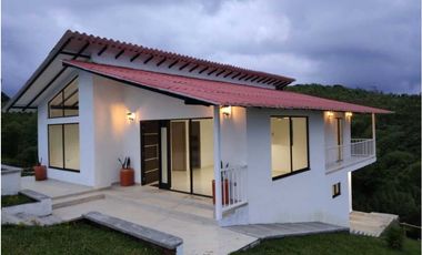 CASA CAMPESTRE EN FILANDIA