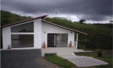 CASA CAMPESTRE EN FILANDIA