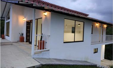 CASA CAMPESTRE EN FILANDIA