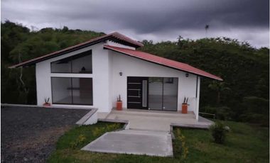 CASA CAMPESTRE EN FILANDIA