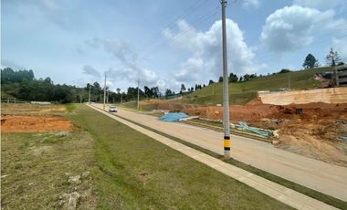 BODEGA INDUSTRIAL EN ARRIENDO EN GUARNE SECTOR EL HIPÓDROMO
