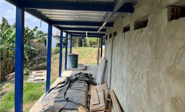 VENDO HERMOSA FINCA AGRO-TURSTICA EN FILANDIA