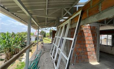 VENDO HERMOSA FINCA AGRO-TURSTICA EN FILANDIA