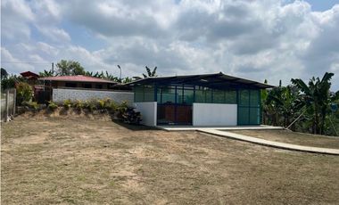 VENDO HERMOSA FINCA AGRO-TURSTICA EN FILANDIA