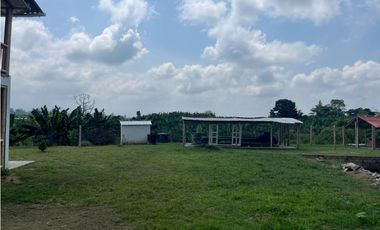 VENDO HERMOSA FINCA AGRO-TURSTICA EN FILANDIA