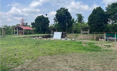 VENDO HERMOSA FINCA AGRO-TURSTICA EN FILANDIA