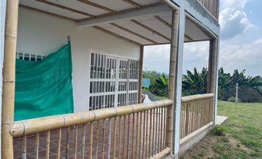 VENDO HERMOSA FINCA AGRO-TURSTICA EN FILANDIA