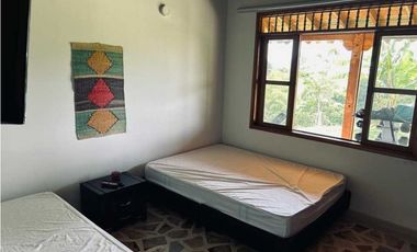 VENDO FANTÁSTICO CHALET