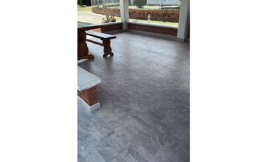 VENDO FANTÁSTICO CHALET