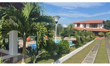 VENDO FANTÁSTICO CHALET