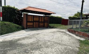 VENDO FANTÁSTICO CHALET