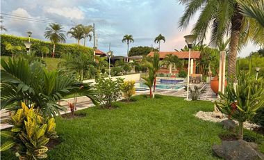 VENDO FANTÁSTICO CHALET