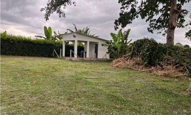 HERMOSA FINCA EN QUIMBAYA