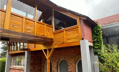 VENTA CASA CAMPESTRE LAGOS DE YERBABUENA