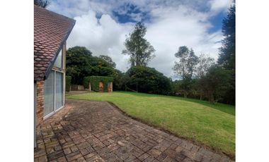 VENTA CASA CAMPESTRE LAGOS DE YERBABUENA