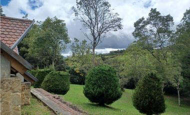 VENTA CASA CAMPESTRE LAGOS DE YERBABUENA