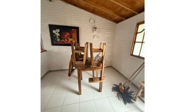 VENDO CASA EN CARTAGO