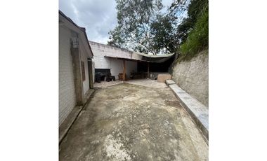 VENDO CASA EN CARTAGO