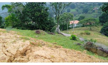 VENTA DE LOTE EN LA ALBANIA, TITIRIBI - ANTIOQUIA