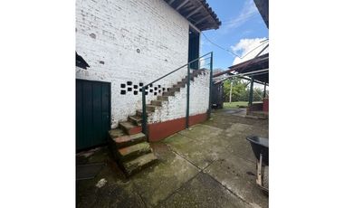 VENDO FINCA EN FILANDIA