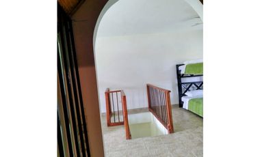 VENDO CASA CAMPESTRE EN QUIMBAYA
