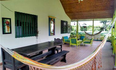 VENDO CASA CAMPESTRE EN QUIMBAYA
