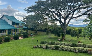 VENDO CASA CAMPESTRE EN QUIMBAYA