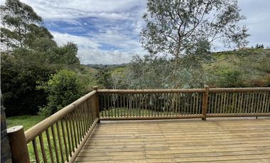 Casa en renta cerca al aeropuerto JMC