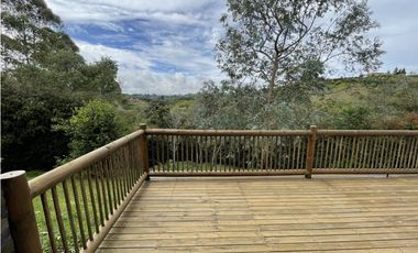 Casa en renta cerca al aeropuerto JMC